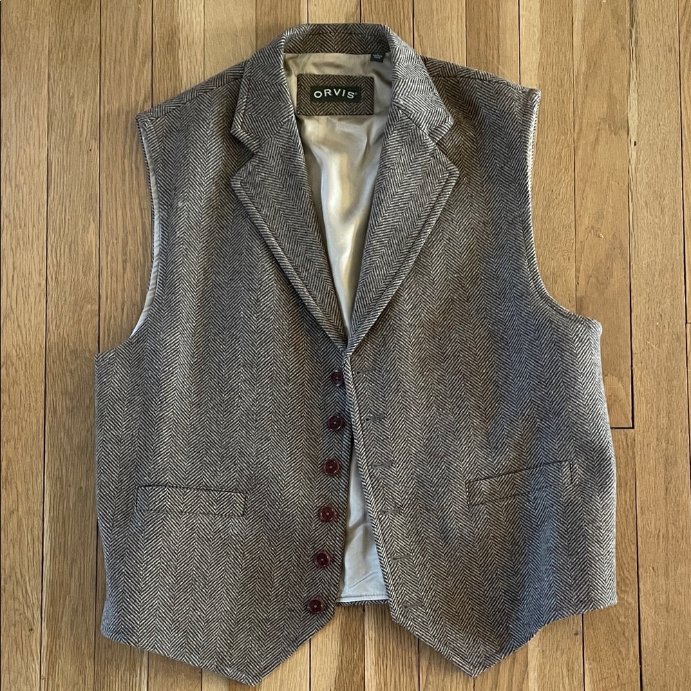 Orvis Charcoal Herringbone Vest